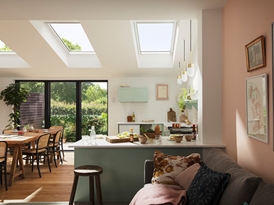 Velux Flachdach-Fenster mit Active Sensorsteuerung